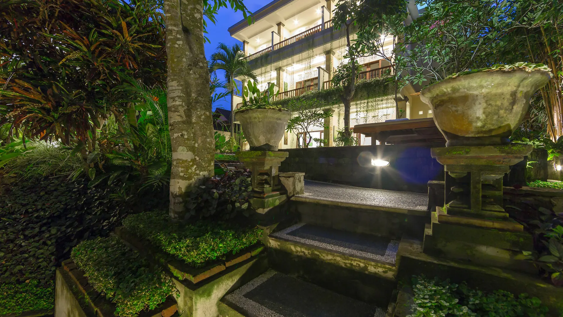 *** Guest house The Tunjung Ubud Retreat Indonesia